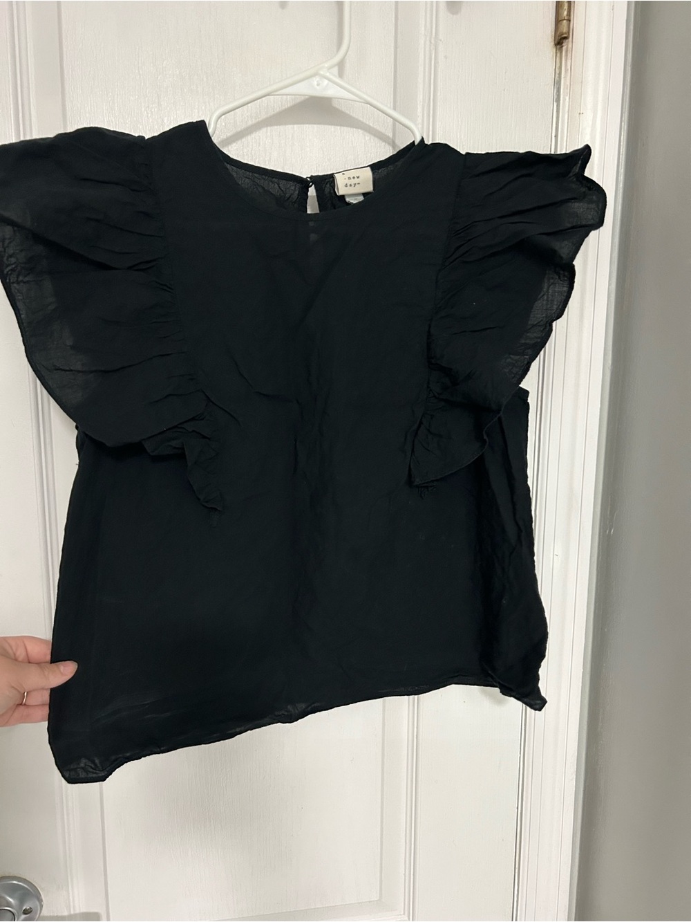 a new day- black flutter sleeve blouse 🖤